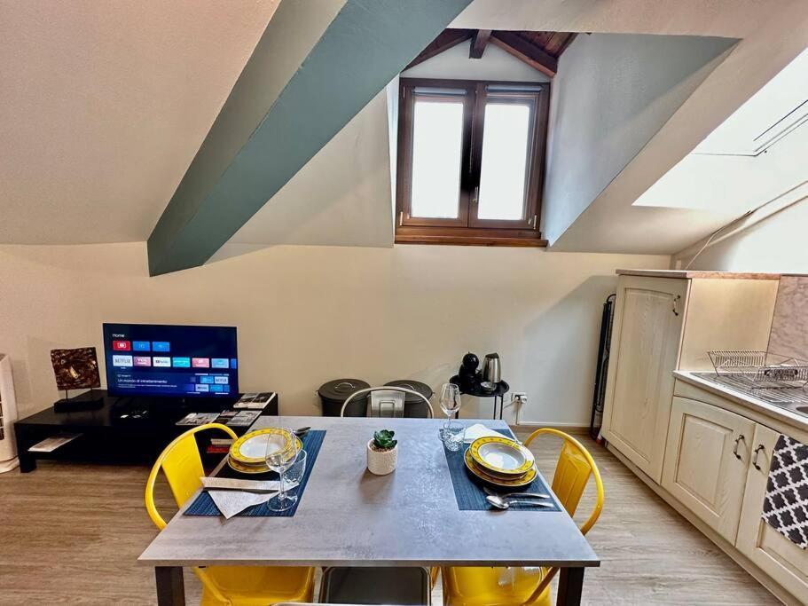 63 Passi Dal Lago In Centro By Revenue House كومو المظهر الخارجي الصورة